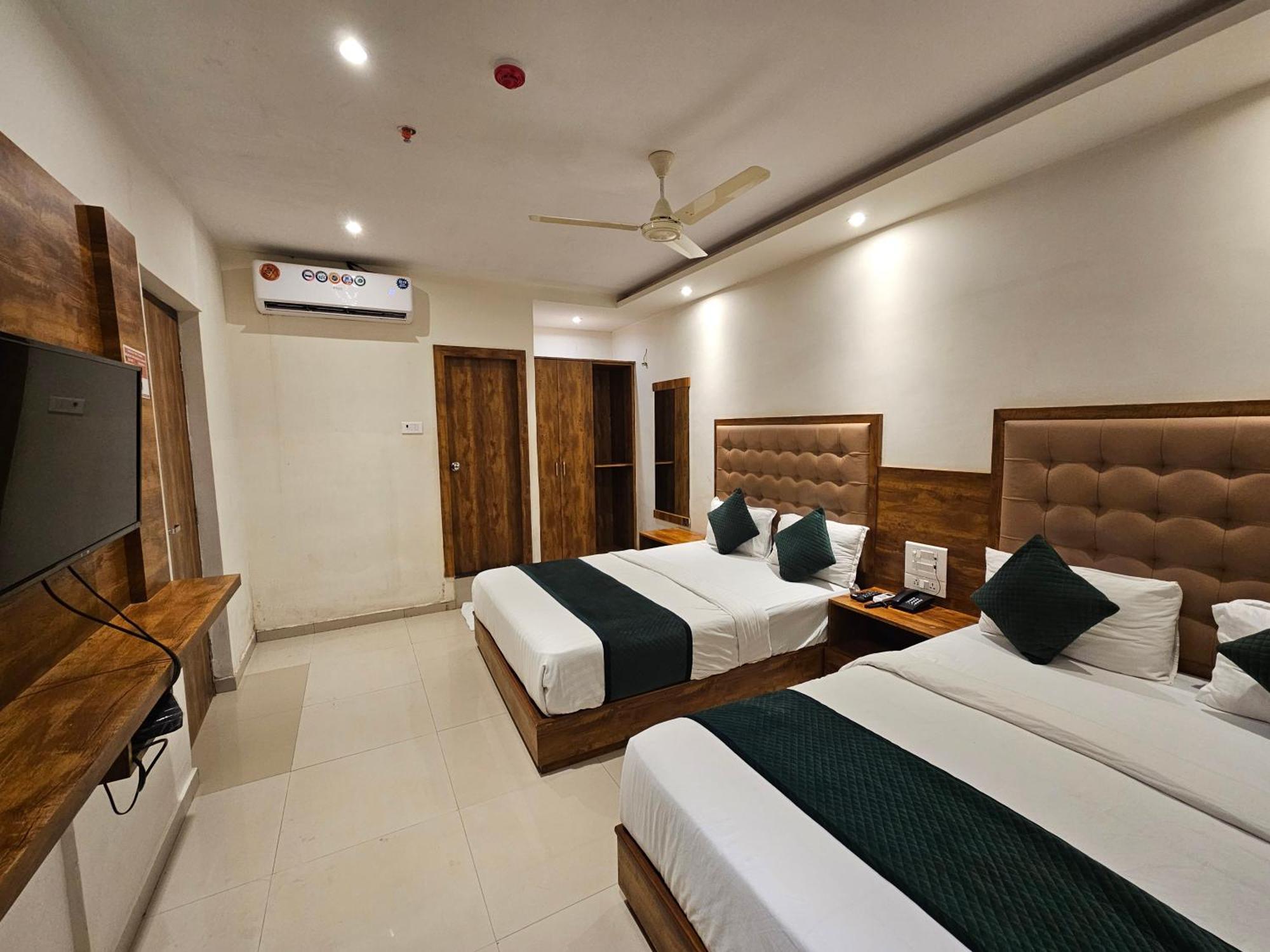 Hotel Bkc Garden - Near Us Embassy Bkc Mumbai Ngoại thất bức ảnh