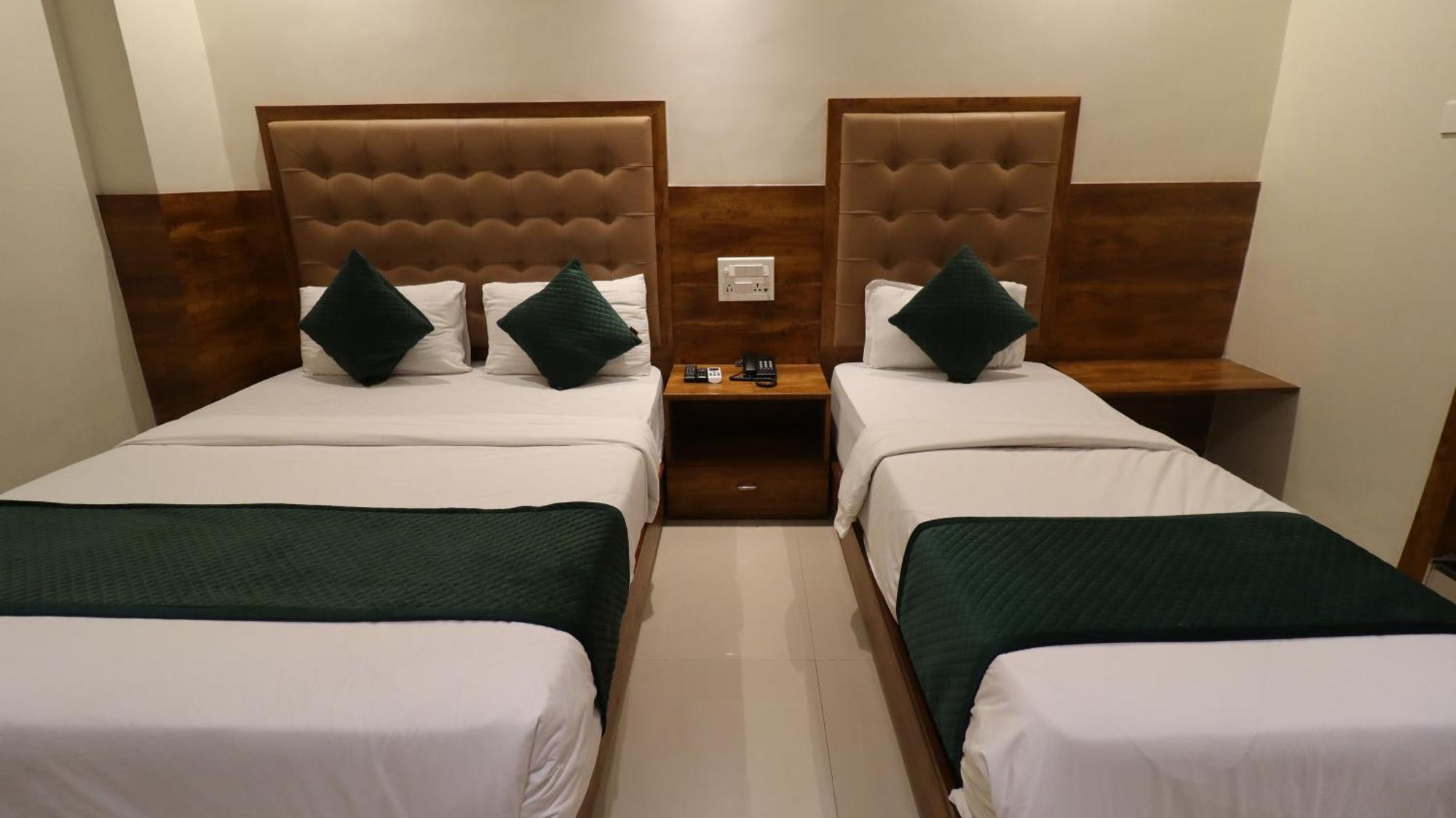 Hotel Bkc Garden - Near Us Embassy Bkc Mumbai Ngoại thất bức ảnh