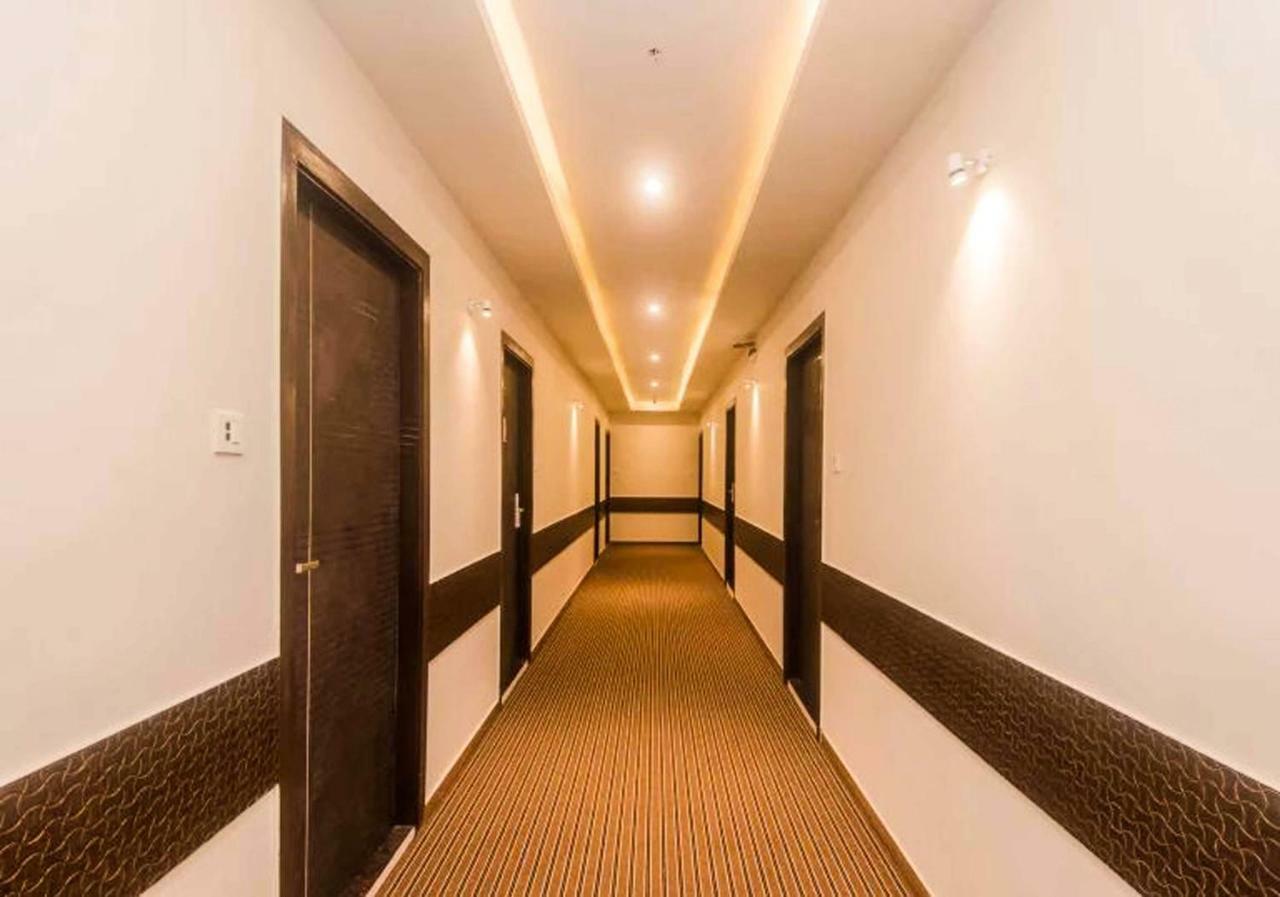 Hotel Bkc Garden - Near Us Embassy Bkc Mumbai Ngoại thất bức ảnh